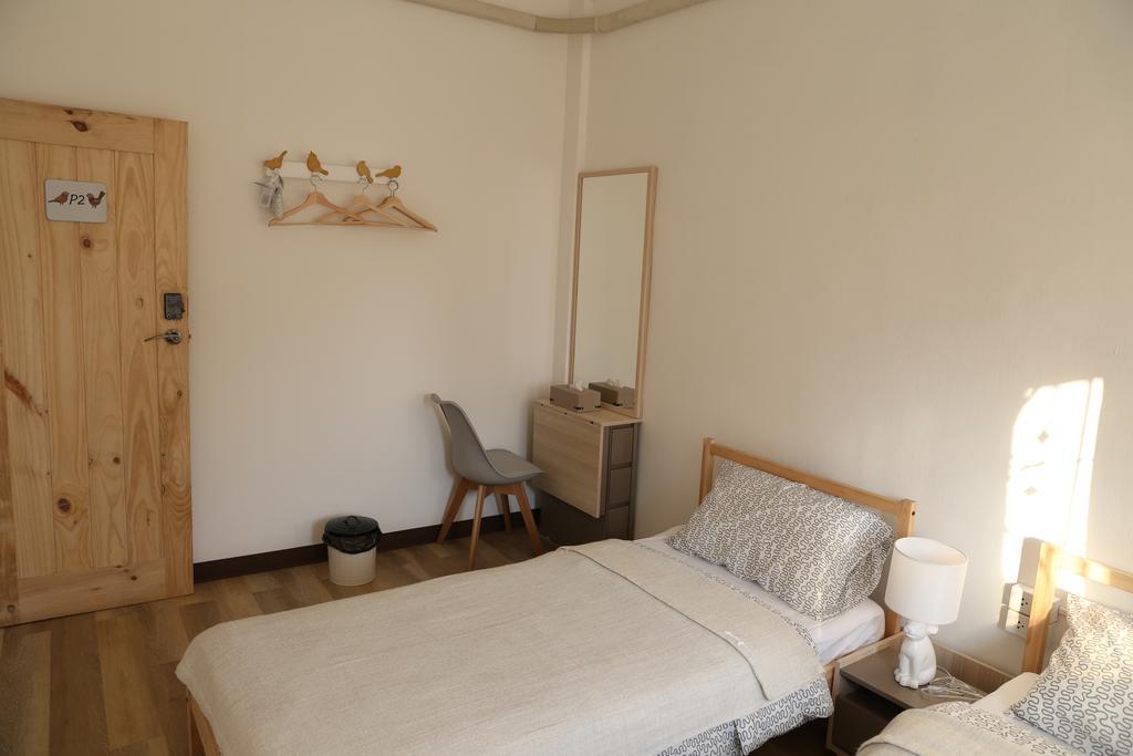 Green Home Hostel And Massage กรุงเทพมหานคร ภายนอก รูปภาพ