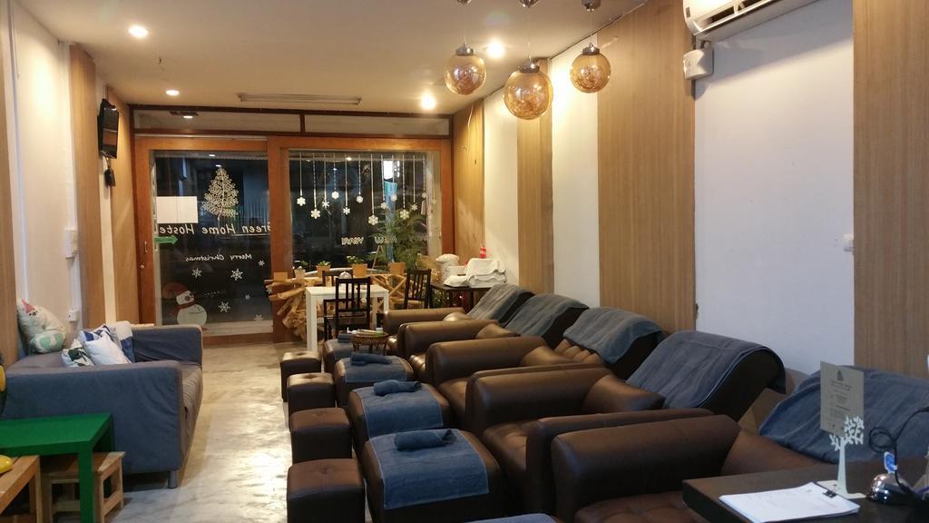 Green Home Hostel And Massage กรุงเทพมหานคร ภายนอก รูปภาพ