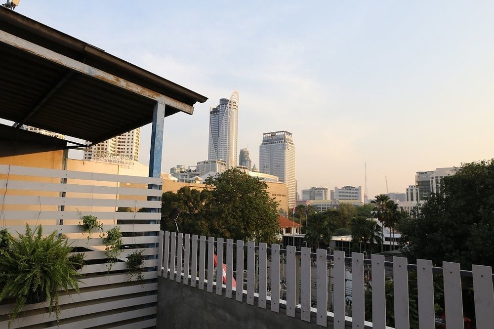 Green Home Hostel And Massage กรุงเทพมหานคร ภายนอก รูปภาพ